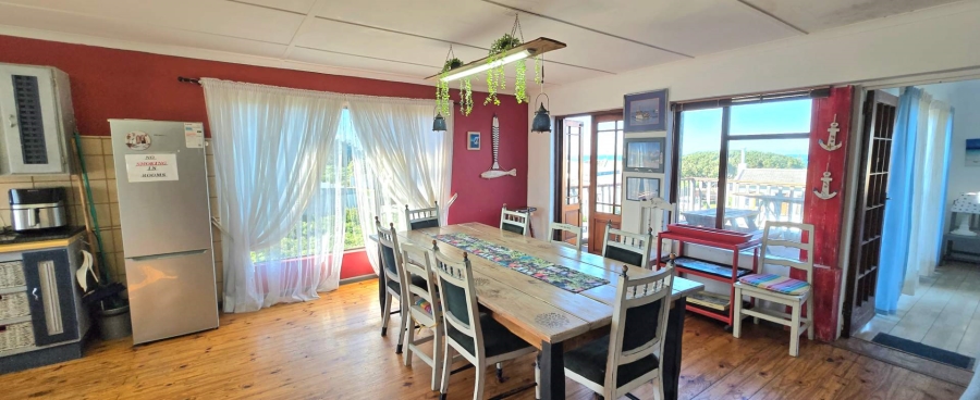 4 Bedroom Property for Sale in Kleinbaai Western Cape